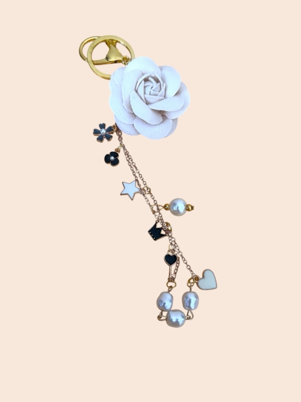 Gold-Tone Keychain with White Flower and Pearl Charms
